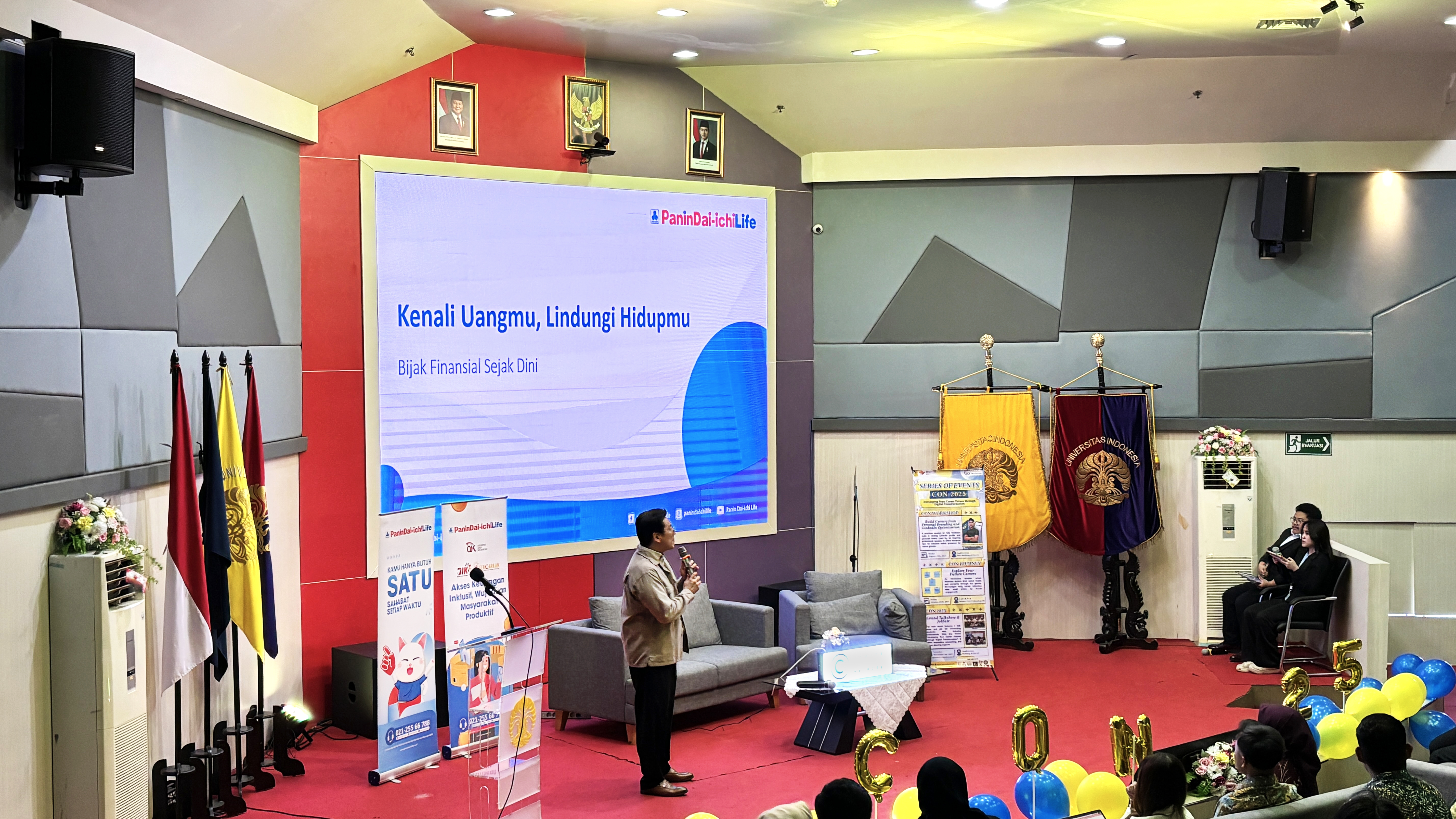 Panin Dai-ichi Life memberikan literasi keuangan dengan judul “Kenali Uangmu, Lindungi Hidupmu” di acara Career Opportunity Network 2025